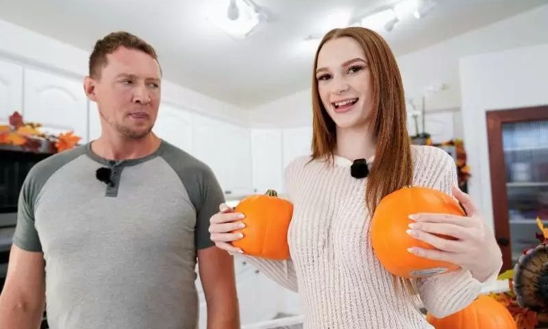 Harley Love How To Eat Halloween Pie (24-10-2025) Hardcore Roleplay Family Creampie
